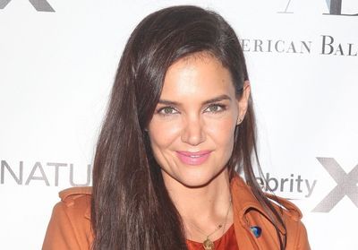 Katie Holmes assure en jogging Mango à moins de 40 euros