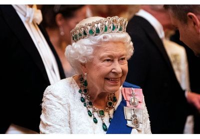Mort d’Elisabeth II : que va-t-il advenir de sa garde-robe ?