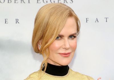 Nicole Kidman ne peut plus se passer de ces baskets blanches