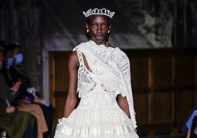 Défilé Simone Rocha Prêt à porter printemps-été 2022