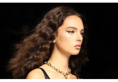 Deva Cassel : elle embrase le podium en défilant pour Dolce & Gabbana