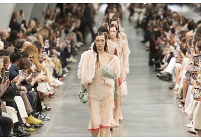 Milan : une Fashion Week sur fond de crise ukrainienne