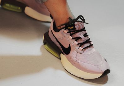 Achetez tous les looks de Fenn