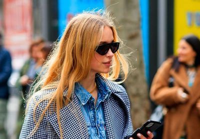 Street Style : les plus beaux looks repérés à la Fashion Week de Paris