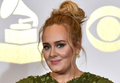 Adele : elle s'amuse de sa perte de poids à la télévision !