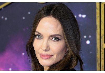 Angelina Jolie : la danse de l'actrice pour l'admission de sa fille Zahara à l'université devient virale