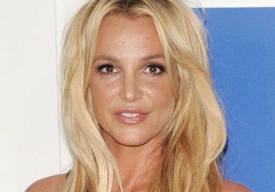 Britney Spears libérée : elle pose topless sur Instagram