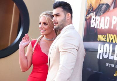 Britney Spears : ses fans sont inquiets à cause de son fiancé Sam Asghari