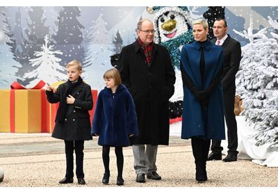 Charlène de Monaco entourée de Jacques et Gabriella pour célébrer Noël