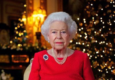 Elisabeth II : cette raison touchante pour laquelle elle ne veut pas retirer ses décorations de Noël