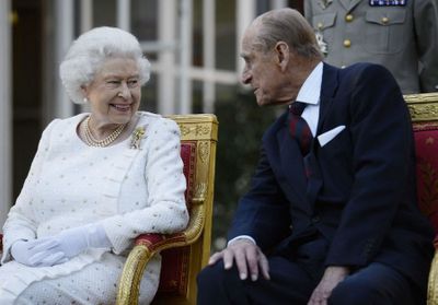 Elisabeth II : son tendre hommage au prince Philip lors de son discours de Noël