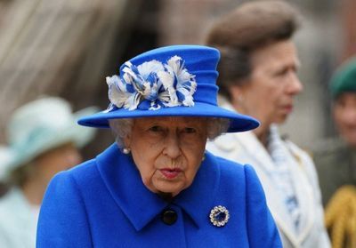 Elisabeth II : souffrante, la reine annule un de ses engagements