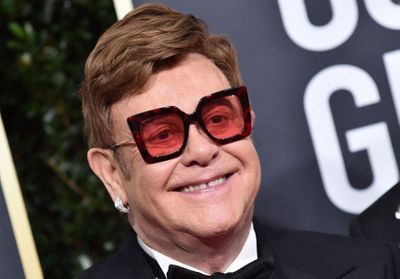 Elton John : des lycéens l'émeuvent en reprenant « I'm Still Standing »