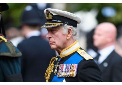Funérailles d'Elisabeth II : Charles III lui rend un hommage discret