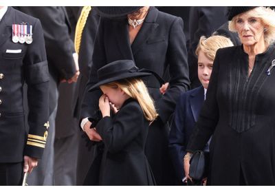Funérailles d'Elisabeth II : la princesse Charlotte a-t-elle vraiment pleuré ?