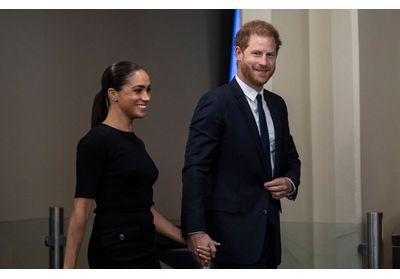 Harry et Meghan : leur venue au Royaume-Uni pourrait mettre Elisabeth II en « colère »