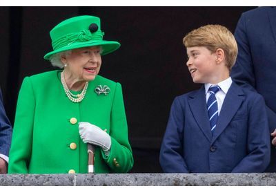 Jubilé : ce qu'Elisabeth II a vraiment dit au prince George au balcon de Buckingham Palace