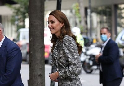 Kate Middleton, chic et engagée lors d'une visite officielle à Londres