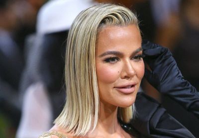 Khloé Kardashian répond aux rumeurs sur ses opérations de chirurgie esthétique