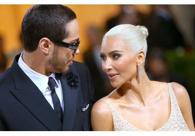 Kim Kardashian : ce qu'elle pense de la relation entre son ex Pete Davidson et Emily Ratajkowski