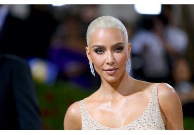 Kim Kardashian : elle s'excuse auprès de sa famille pour les propos de Kanye West