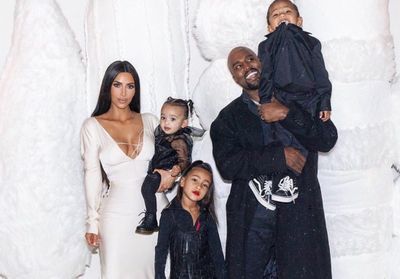 Kim Kardashian confirme qu'elle et Kanye West attendent un quatrième enfant