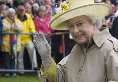 La reine d'Angleterre prête à abdiquer : pourquoi la rumeur est plus forte que jamais