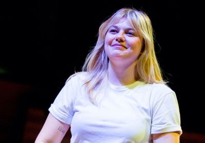 Louane raconte son coup de foudre pour Florian Rossi