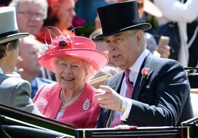 Elisabeth II : malgré le scandale, elle fait une faveur à son fils, le prince Andrew