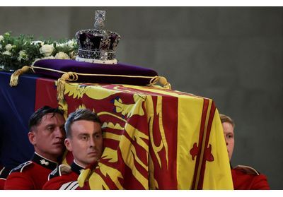 Mort d’Elisabeth II : comment vont se dérouler ses funérailles  