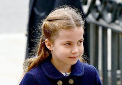 William et Kate dévoilent de nouvelles photos de la princesse Charlotte pour ses 7 ans