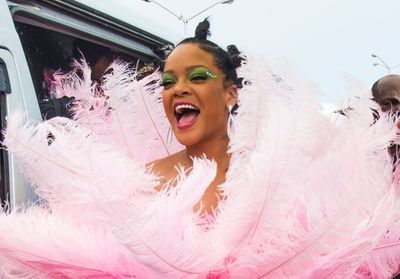 Rihanna s’éclate au carnaval de La Barbade