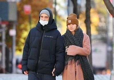 Robert Pattinson et Suki Waterhouse : rare apparition du couple à New York