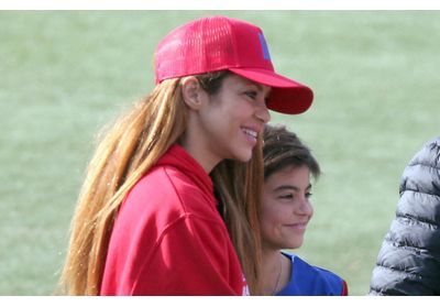 Shakira : souriante avec son fils Milan avant son déménagement