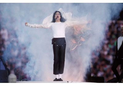 Théorie du complot : Michael Jackson a-t-il simulé sa propre mort ?