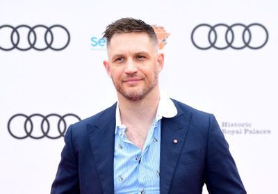 Tom Hardy, des films d'action à la reconnaissance de la reine Elizabeth II
