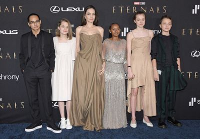 Shiloh, Vivienne, Knox, Zahara... Angelina Jolie entourée de ses enfants à l'avant-première de « The Eternals »