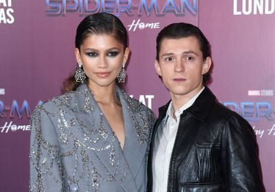 Tom Holland et Zendaya, complices lors de la première de « Spider Man »
