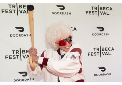 À 95 ans, l'ex-star du baseball américain Maybelle Blair fait son coming-out