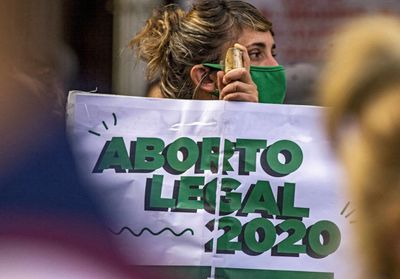 Argentine : avec huit mois de retard le gouvernement présente son projet de loi pour légaliser l'IVG