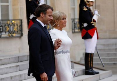Présidentielle : quel rôle peut jouer Brigitte Macron et quel statut pour la Première dame ?