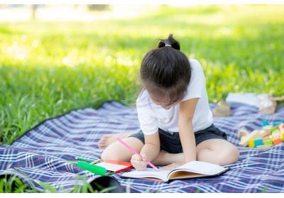 Cahiers de vacances : outil pédagogique ou source de stress ?