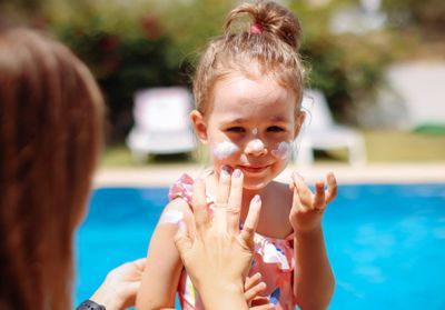 Cancer de la peau : les risques du soleil chez les enfants sont sous-estimés, une étude met en garde