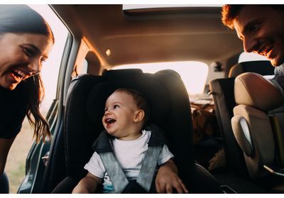 Comment voyager léger avec un bébé : les nouveautés qui vous aideront