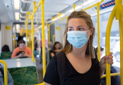 Coronavirus : 239 scientifiques supplient l'OMS de reconnaître que le virus est transmissible par l'air