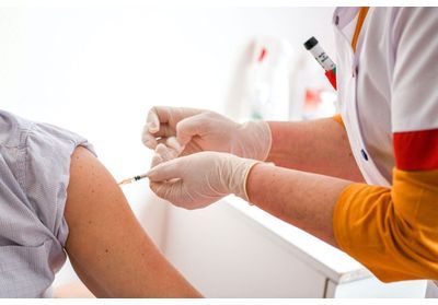 Covid-19 : soupçons de trafic de faux certificats de vaccination contre une infirmière