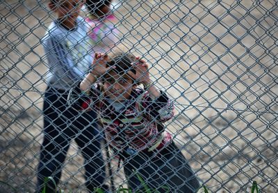 Djihad : des avocats exigent le retour des 200 enfants français et leurs mères détenus en Syrie