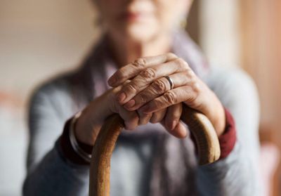 Ehpad : cette fille de pensionnaire a prouvé des maltraitances grâce à une caméra cachée