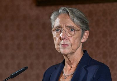 Élèves ingénieures : « faites mentir » les clichés, encourage Élisabeth Borne