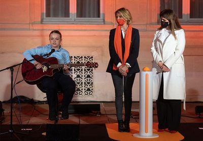 Eloïse Lapaille, gendarme et artiste, chante pour la journée internationale contre les violences faites aux femmes